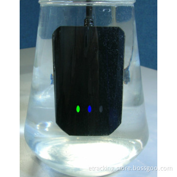 2014 Hot Sale Real Time GPS Tracker for Vehicle with Latest Waterproof Design (IPX 7)